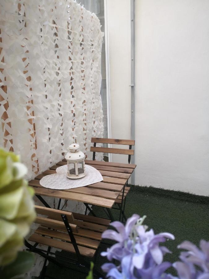 Il Centro Guest House Наполи Екстериор снимка