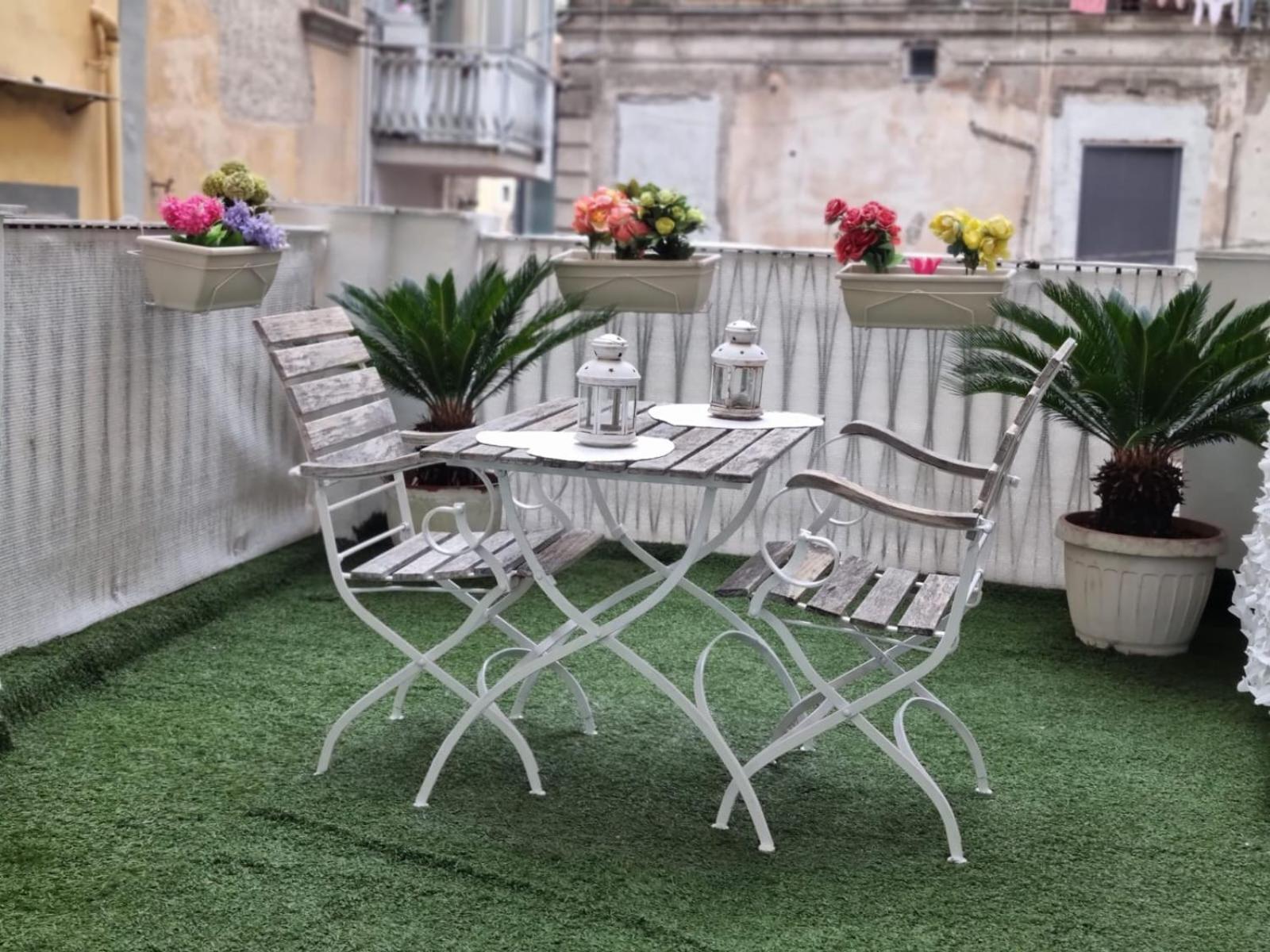 Il Centro Guest House Наполи Стая снимка